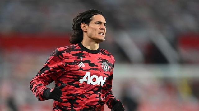 https_%2F%2Fcdn.cnn.com%2Fcnnnext%2Fdam%2Fassets%2F201231121814-03-edinson-cavani-ban-fa-spt-intl.jpg